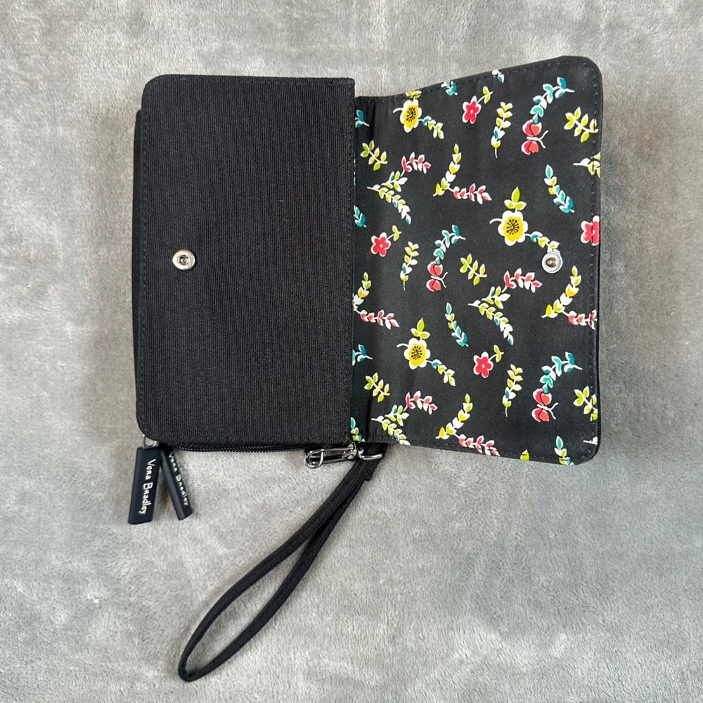 Vera Bradley RFID All In Wristlet Black Performance Twill Floral - Picture 7 of 12